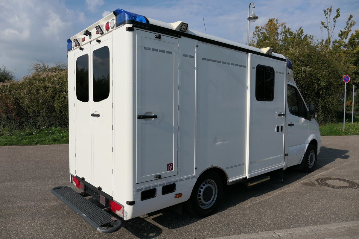 MERCEDES-BENZ 319 Sprinter 6-Zylinder Rettungswagen  Strobel - Ambulanță: Foto 4 MERCEDES-BENZ 319 Sprinter 6-Zylinder Rettungswagen  Strobel - Ambulanță: Foto 4