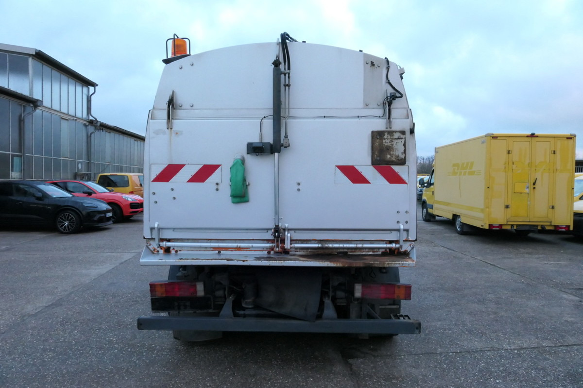 MERCEDES-BENZ Atego 1018 Rechtslenker Schmidt SK 500 R Rückfah - Măturătoare stradală: Foto 5 MERCEDES-BENZ Atego 1018 Rechtslenker Schmidt SK 500 R Rückfah - Măturătoare stradală: Foto 5