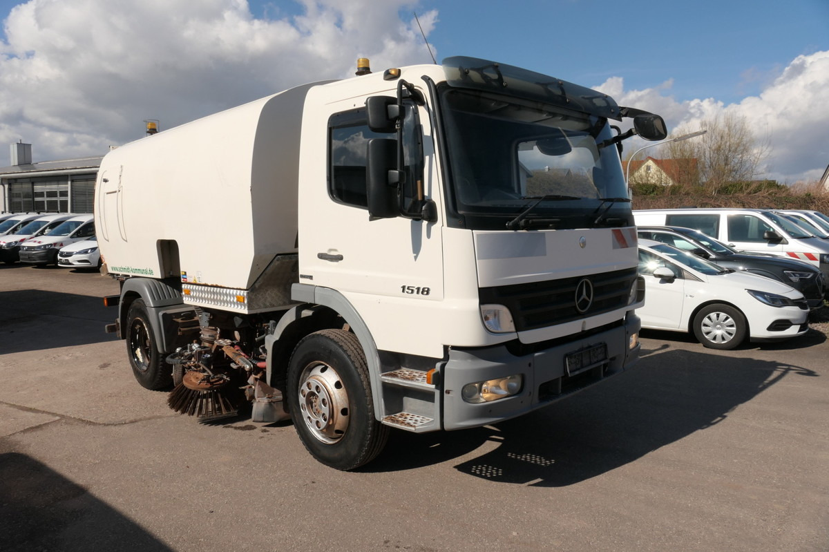 MERCEDES-BENZ Atego 1518 LKO 4x2 - Măturătoare stradală: Foto 3 MERCEDES-BENZ Atego 1518 LKO 4x2 - Măturătoare stradală: Foto 3