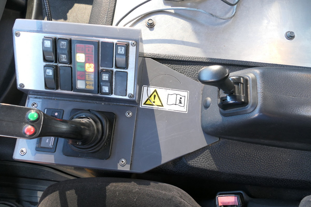Leasing de MERCEDES-BENZ KAMAG WBH 25 Wiesel Terberg Umsetzfahrz. Sattelk MERCEDES-BENZ KAMAG WBH 25 Wiesel Terberg Umsetzfahrz. Sattelk: Foto 16