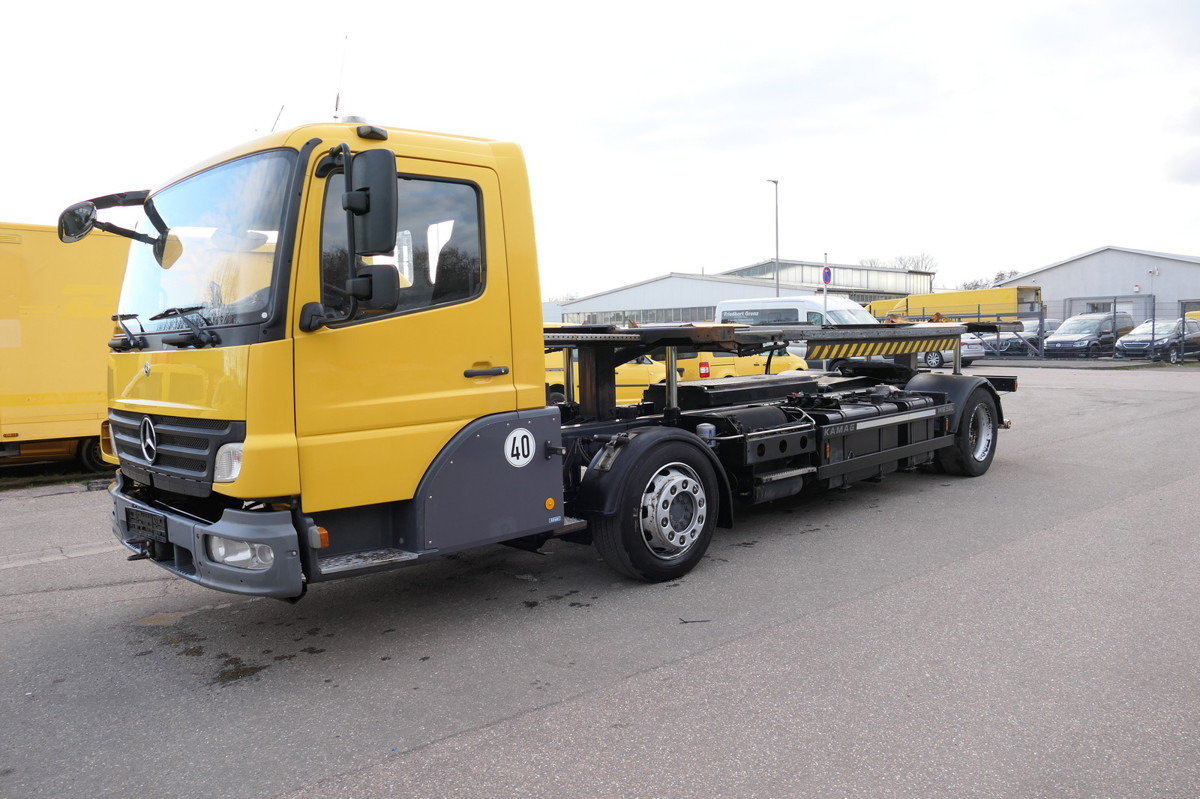 MERCEDES-BENZ KAMAG WBH 25 Wiesel Terberg Umsetzfahrz. Sattelk - Camion transport containere/ Swap body: Foto 2 MERCEDES-BENZ KAMAG WBH 25 Wiesel Terberg Umsetzfahrz. Sattelk - Camion transport containere/ Swap body: Foto 2