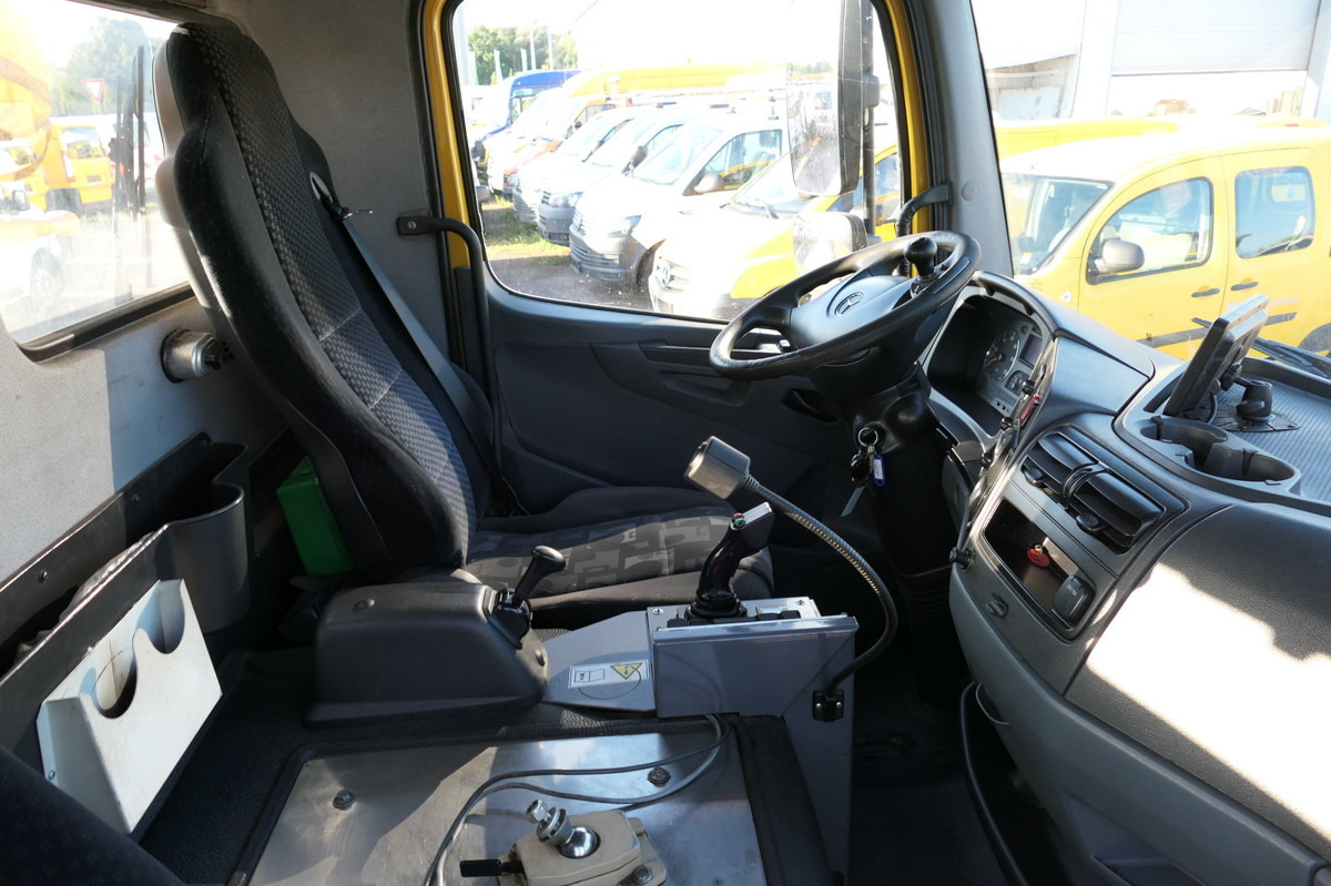 Leasing de MERCEDES-BENZ KAMAG WBH 25 Wiesel Terberg Umsetzfahrz. Sattelk MERCEDES-BENZ KAMAG WBH 25 Wiesel Terberg Umsetzfahrz. Sattelk: Foto 11