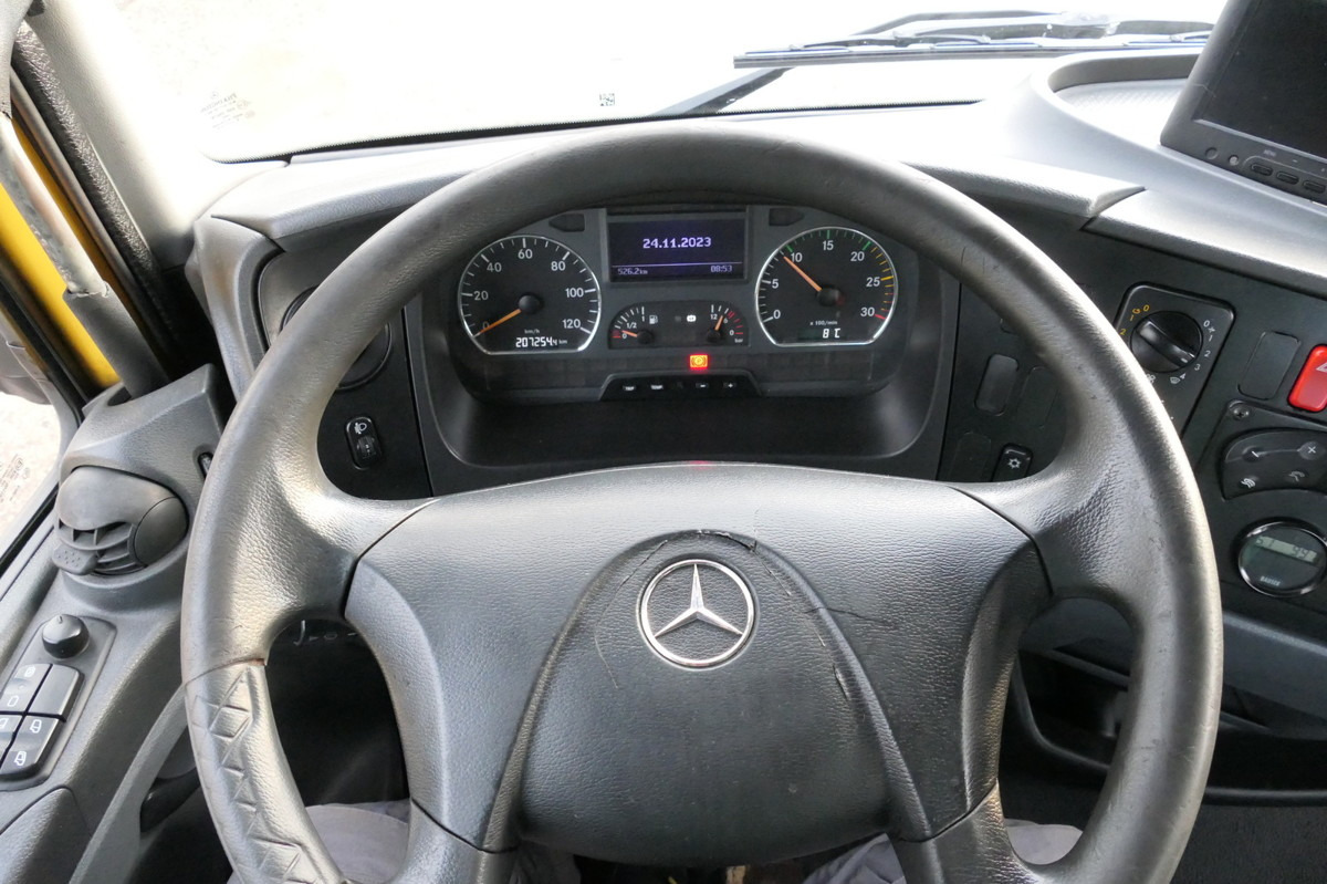 Leasing de MERCEDES-BENZ KAMAG WBH 25 Wiesel Terberg Umsetzfahrz. Sattelk MERCEDES-BENZ KAMAG WBH 25 Wiesel Terberg Umsetzfahrz. Sattelk: Foto 17 Leasing de MERCEDES-BENZ KAMAG WBH 25 Wiesel Terberg Umsetzfahrz. Sattelk MERCEDES-BENZ KAMAG WBH 25 Wiesel Terberg Umsetzfahrz. Sattelk: Foto 17