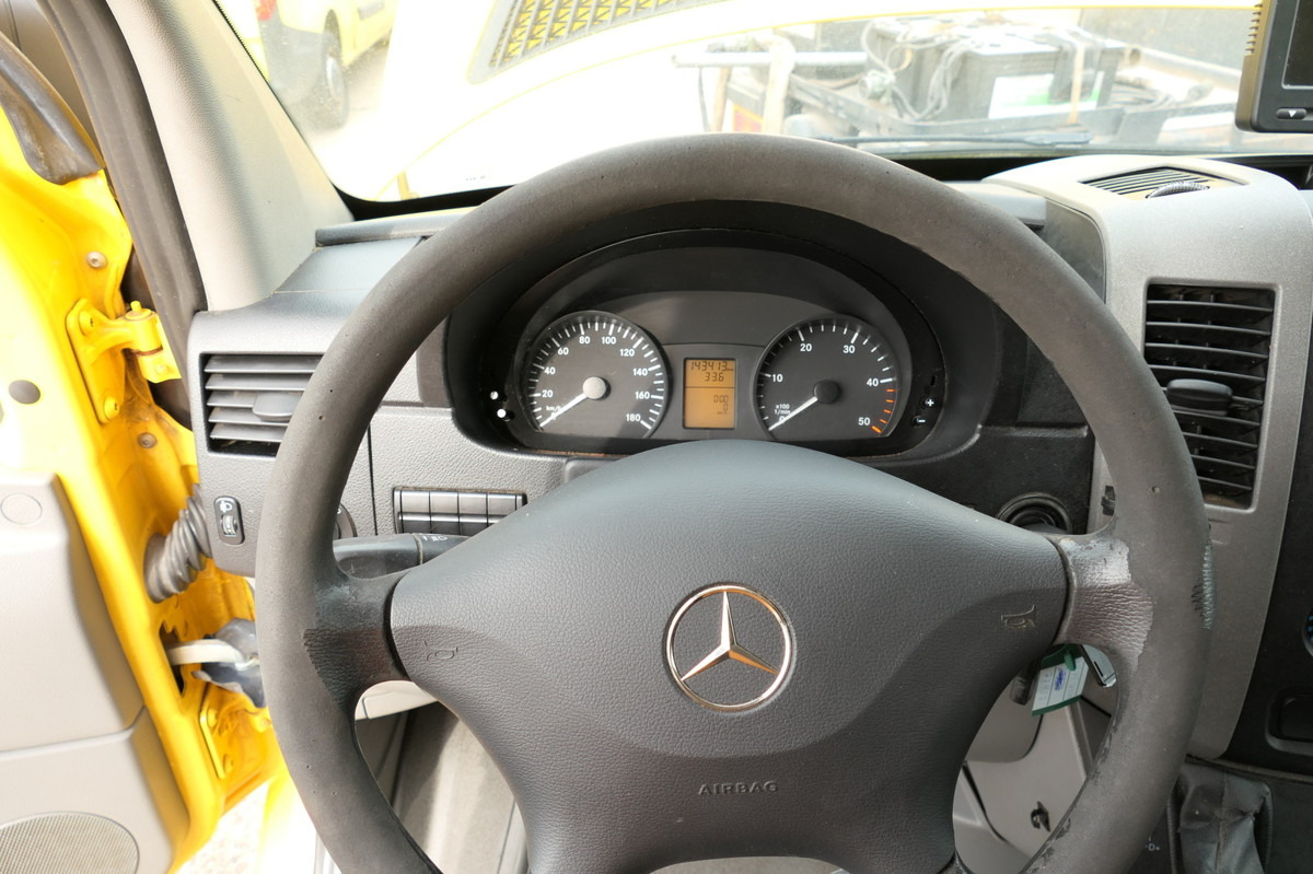 Autoutilitară box MERCEDES-BENZ SPRINTER 310 CDI MAXI EURO-5 KOFFER REGALE KAMER: Foto 10 Autoutilitară box MERCEDES-BENZ SPRINTER 310 CDI MAXI EURO-5 KOFFER REGALE KAMER: Foto 10