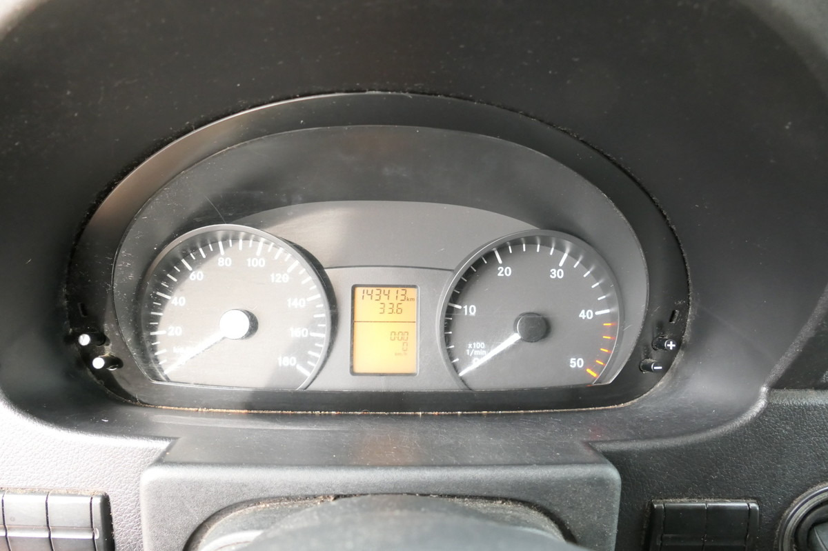 Autoutilitară box MERCEDES-BENZ SPRINTER 310 CDI MAXI EURO-5 KOFFER REGALE KAMER: Foto 11 Autoutilitară box MERCEDES-BENZ SPRINTER 310 CDI MAXI EURO-5 KOFFER REGALE KAMER: Foto 11