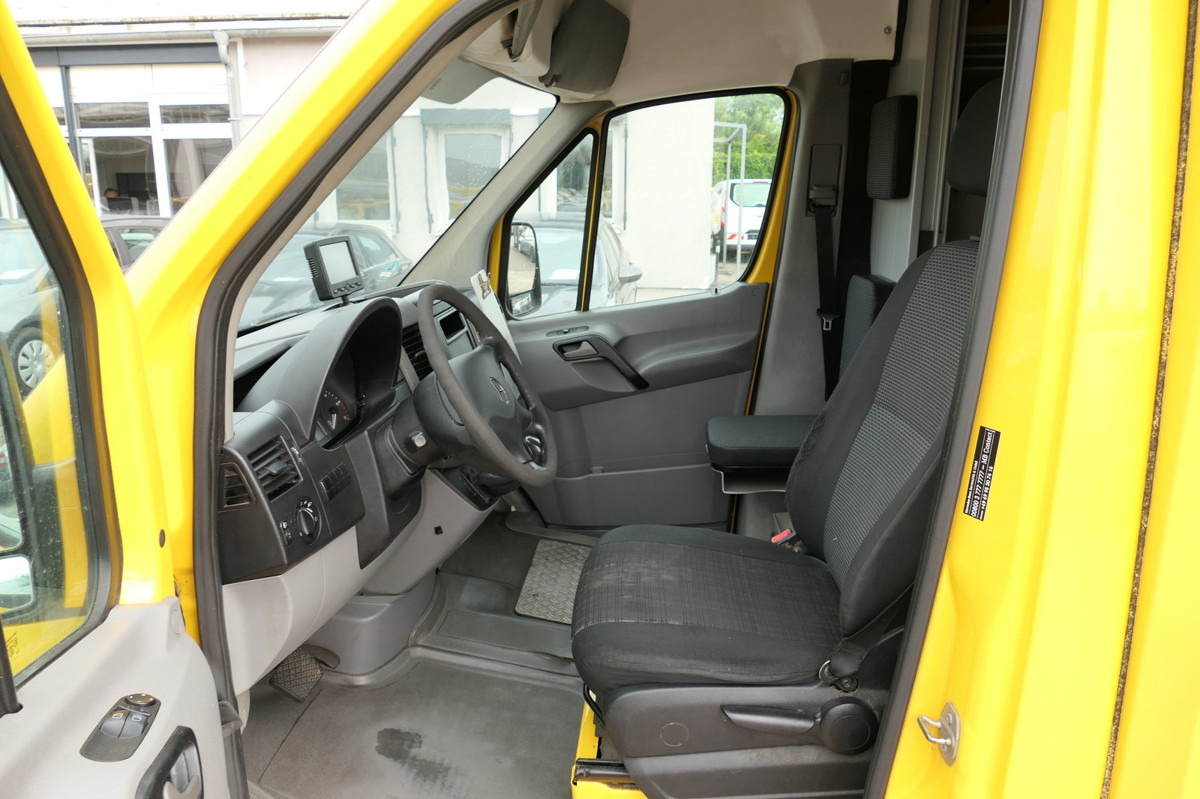 Autoutilitară box MERCEDES-BENZ SPRINTER 310 CDI MAXI EURO-5 KOFFER REGALE KAMER: Foto 9 Autoutilitară box MERCEDES-BENZ SPRINTER 310 CDI MAXI EURO-5 KOFFER REGALE KAMER: Foto 9
