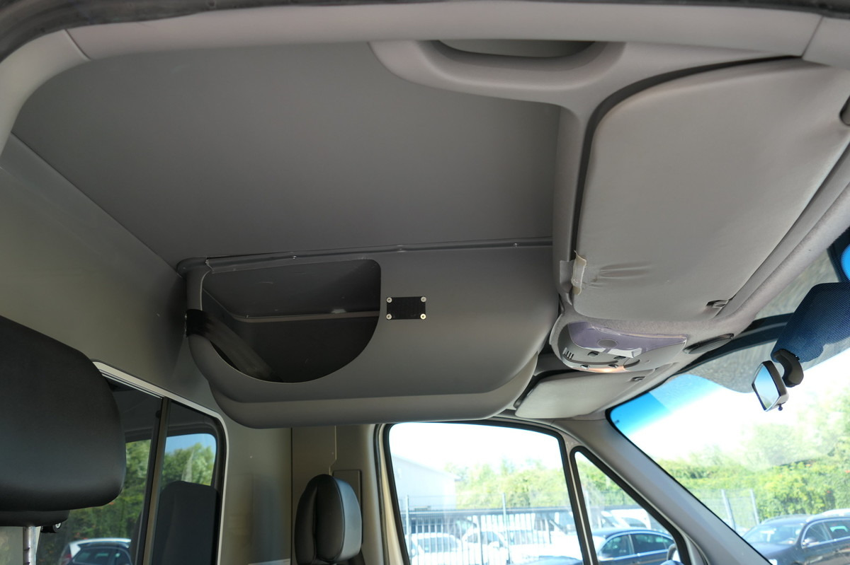 Ambulanță MERCEDES-BENZ Sprinter 316 CDI Klima Rettungswagen: Foto 6 Ambulanță MERCEDES-BENZ Sprinter 316 CDI Klima Rettungswagen: Foto 6