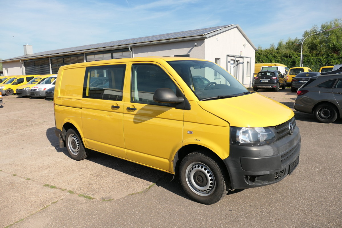 VW T5 Transporter 2.0 TDI COC - Autoutilitară compactă: Foto 2 VW T5 Transporter 2.0 TDI COC - Autoutilitară compactă: Foto 2