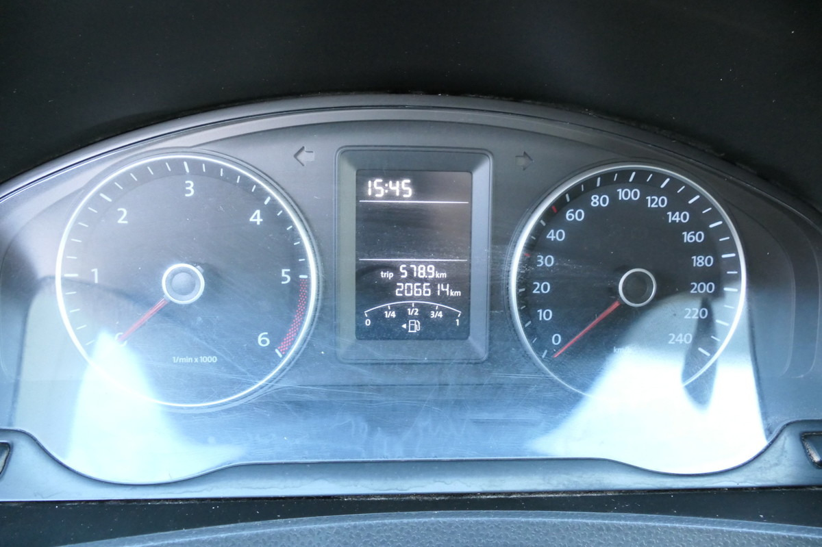 Autoutilitară compactă VW T5 Transporter 2.0 TDI EURO-5 CoC 2xSCHIEBETÜR P: Foto 11 Autoutilitară compactă VW T5 Transporter 2.0 TDI EURO-5 CoC 2xSCHIEBETÜR P: Foto 11