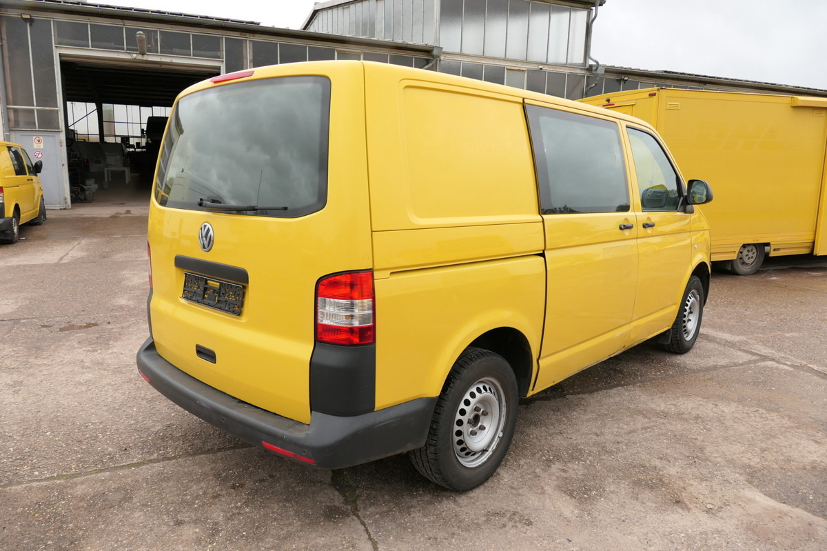 VW T5 Transporter 2.0 TDI EURO-5 CoC PARKTRONIK - Autoutilitară compactă: Foto 4 VW T5 Transporter 2.0 TDI EURO-5 CoC PARKTRONIK - Autoutilitară compactă: Foto 4