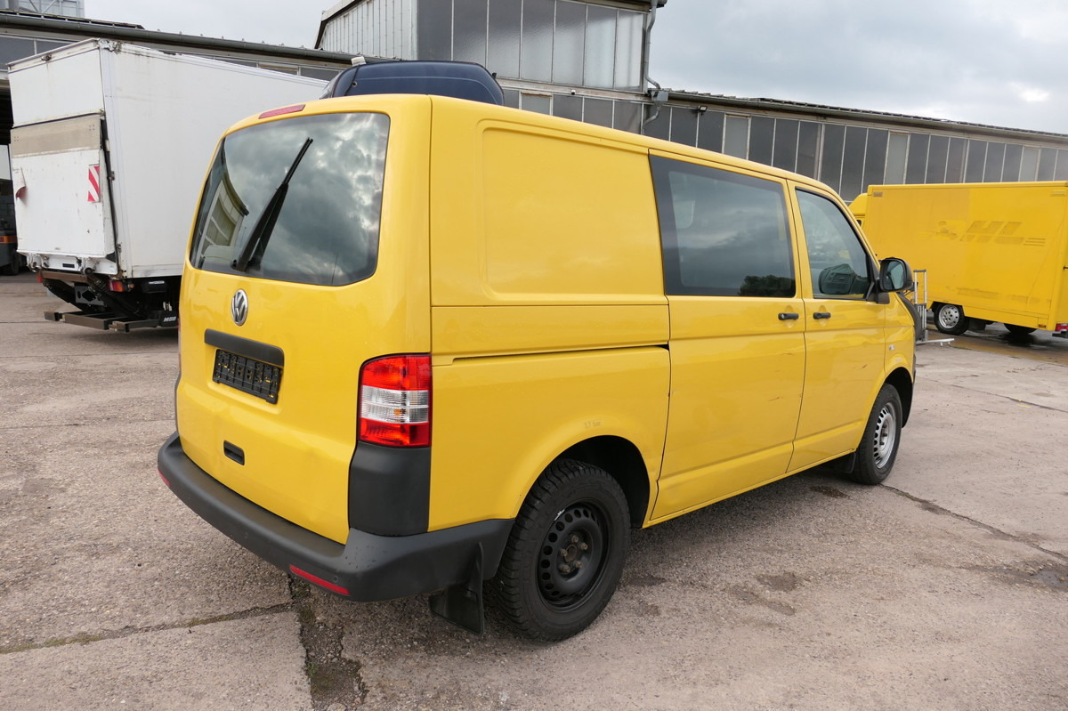 VW T5 Transporter 2.0 TDI EURO-5 CoC PARKTRONIK - Autoutilitară compactă: Foto 4 VW T5 Transporter 2.0 TDI EURO-5 CoC PARKTRONIK - Autoutilitară compactă: Foto 4