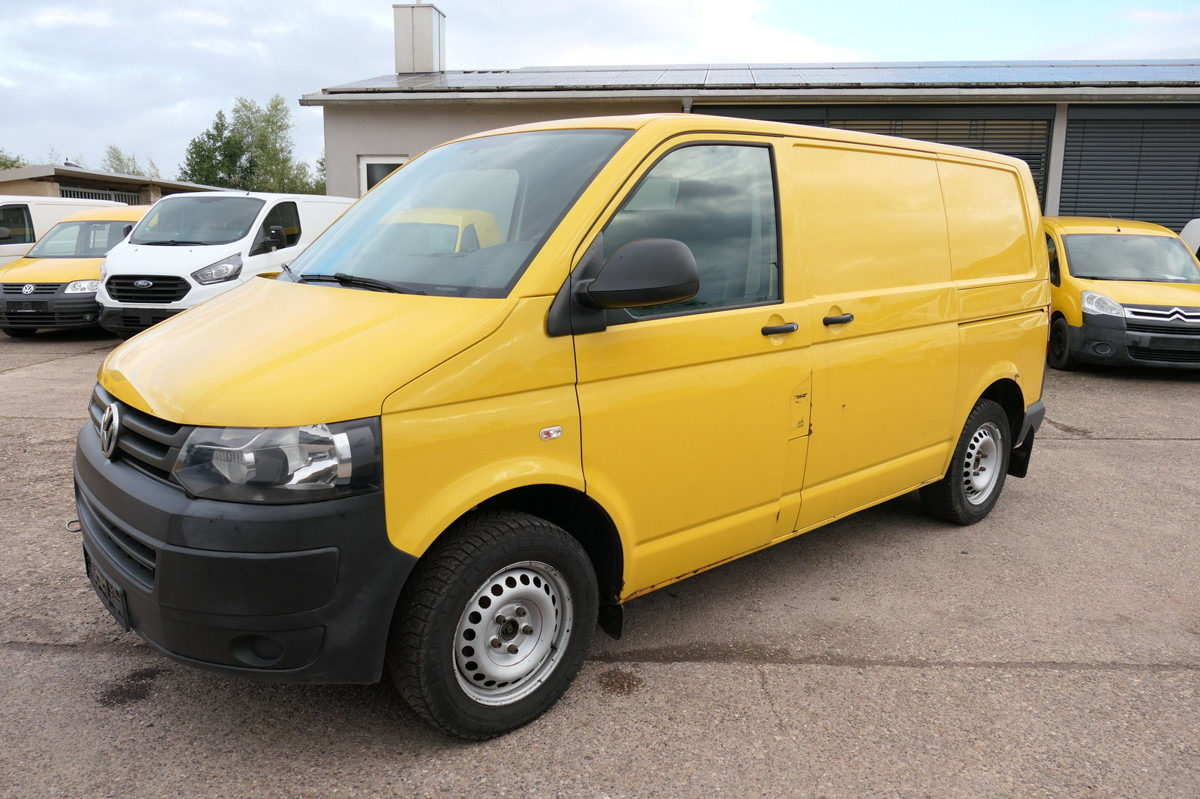 VW T5 Transporter 2.0 TDI EURO-5 CoC PARKTRONIK - Autoutilitară compactă: Foto 3 VW T5 Transporter 2.0 TDI EURO-5 CoC PARKTRONIK - Autoutilitară compactă: Foto 3