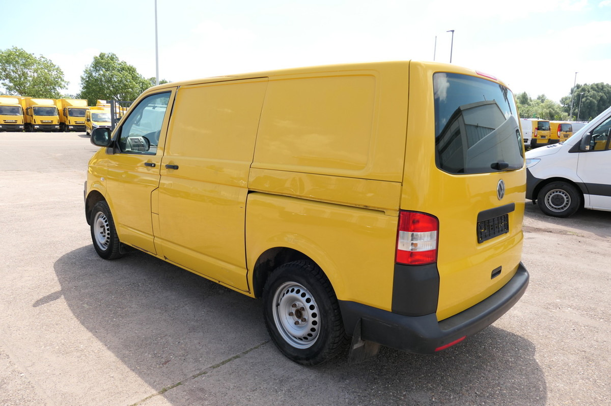 VW T5 Transporter 2.0 TDI EURO-5 CoC PARKTRONIK - Autoutilitară compactă: Foto 5 VW T5 Transporter 2.0 TDI EURO-5 CoC PARKTRONIK - Autoutilitară compactă: Foto 5