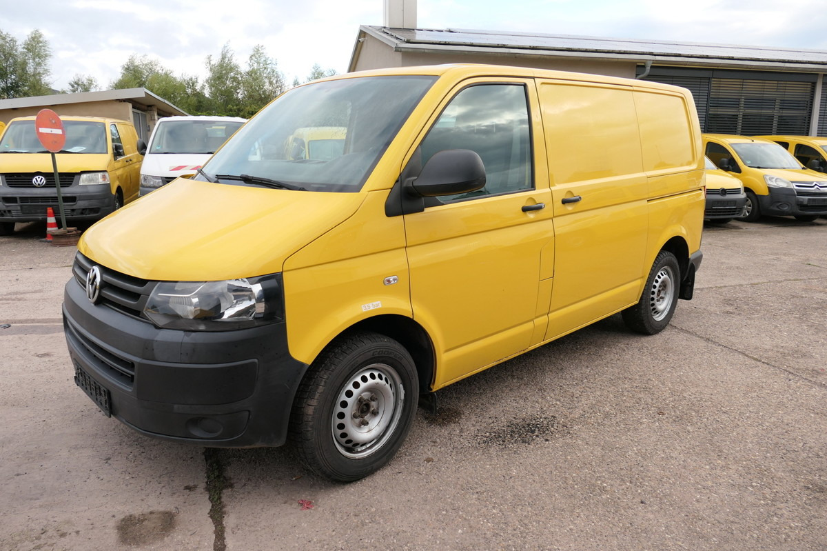 VW T5 Transporter 2.0 TDI EURO-5 CoC PARKTRONIK - Autoutilitară compactă: Foto 2 VW T5 Transporter 2.0 TDI EURO-5 CoC PARKTRONIK - Autoutilitară compactă: Foto 2
