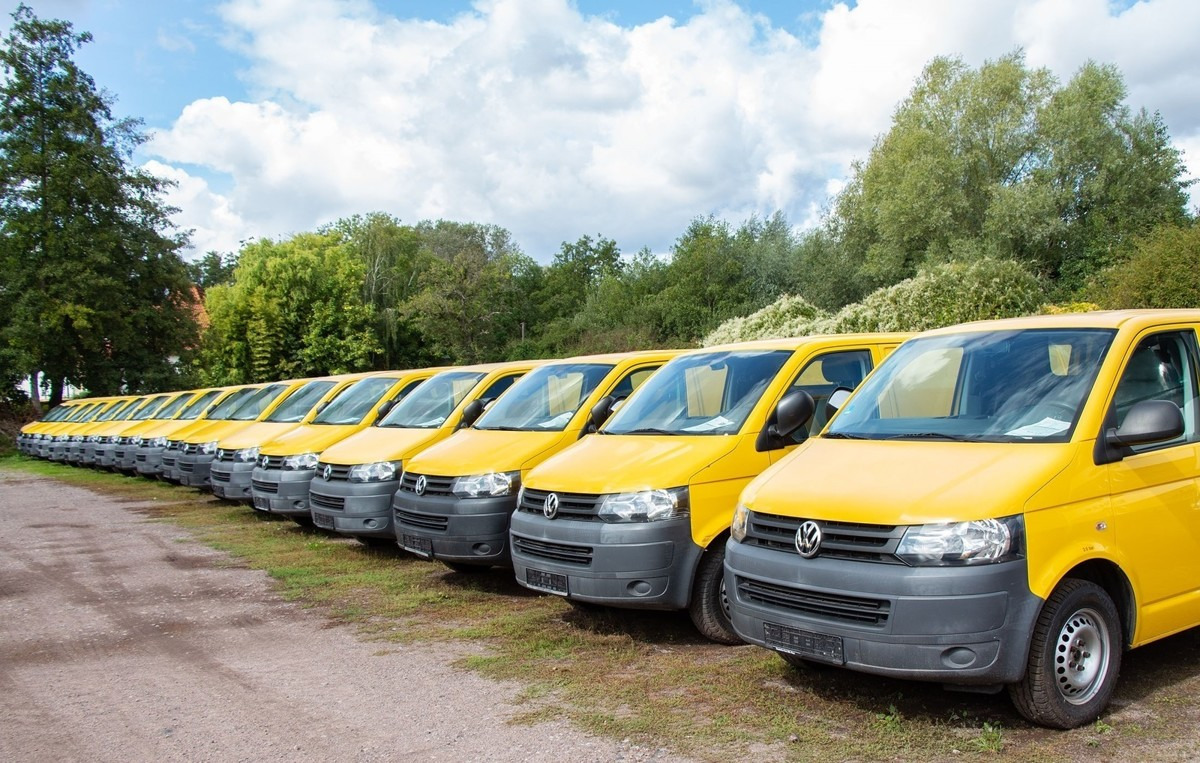 VW T5 Transporter 2.0 TDI PARKTRONIK EURO-5 2xSCHIE - Autoutilitară compactă: Foto 1 VW T5 Transporter 2.0 TDI PARKTRONIK EURO-5 2xSCHIE - Autoutilitară compactă: Foto 1