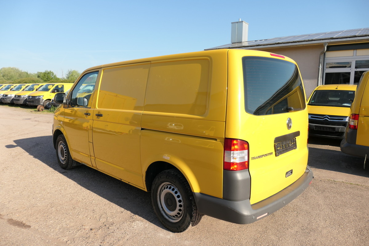 VW T5 Transporter 2.0 TDI PARKTRONIK EURO-5 2xSCHIE - Autoutilitară compactă: Foto 5 VW T5 Transporter 2.0 TDI PARKTRONIK EURO-5 2xSCHIE - Autoutilitară compactă: Foto 5