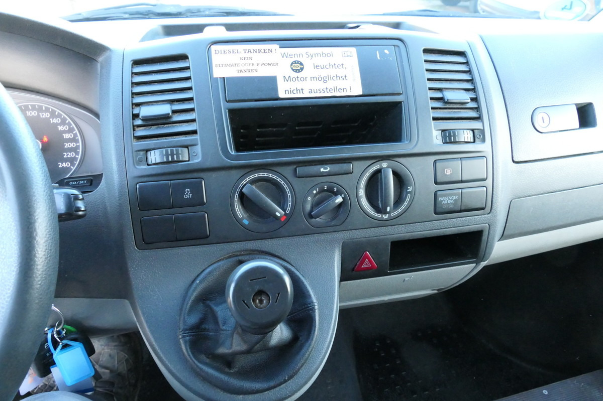 Autoutilitară compactă VW T5 Transporter 2.0 TDI PARKTRONIK EURO-5 2xSCHIE: Foto 13