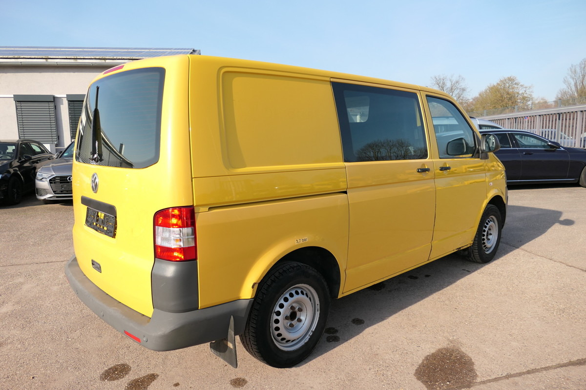 VW T5 Transporter 2.0 TDI PARKTRONIK EURO-5 2xSCHIE - Autoutilitară compactă: Foto 4 VW T5 Transporter 2.0 TDI PARKTRONIK EURO-5 2xSCHIE - Autoutilitară compactă: Foto 4