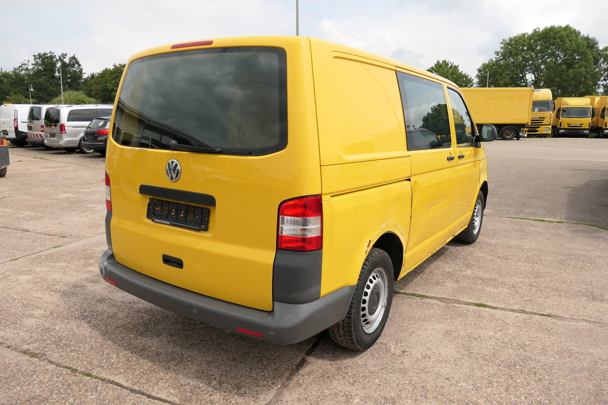 VW T5 Transporter 2.0 TDI PARKTRONIK EURO-5 2xSCHIE - Autoutilitară compactă: Foto 4 VW T5 Transporter 2.0 TDI PARKTRONIK EURO-5 2xSCHIE - Autoutilitară compactă: Foto 4