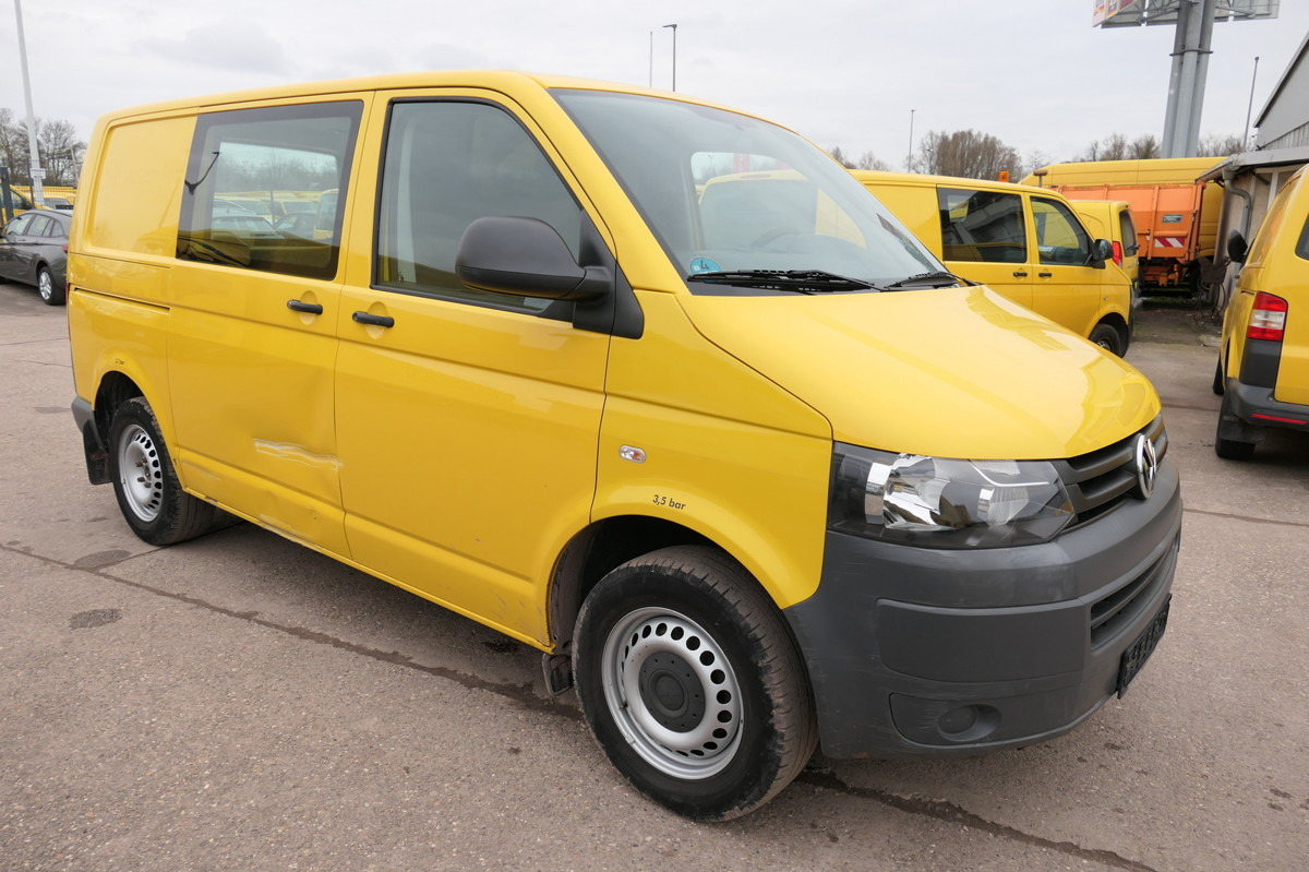 VW T5 Transporter 2.0 TDI PARKTRONIK EURO-5 2xSCHIE - Autoutilitară compactă: Foto 3 VW T5 Transporter 2.0 TDI PARKTRONIK EURO-5 2xSCHIE - Autoutilitară compactă: Foto 3