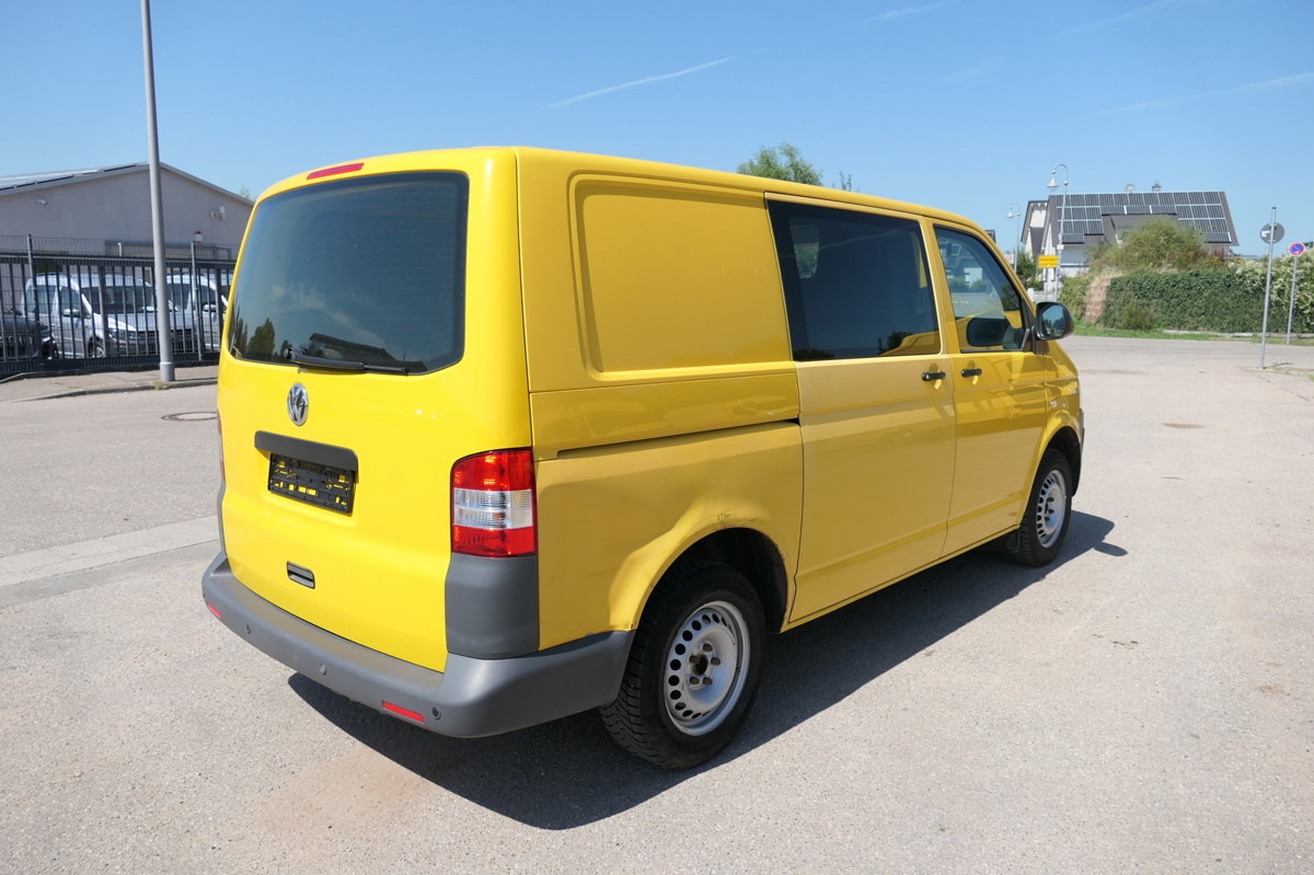 VW T5 Transporter 2.0 TDI PARKTRONIK EURO-5 2xSCHIE - Autoutilitară compactă: Foto 4 VW T5 Transporter 2.0 TDI PARKTRONIK EURO-5 2xSCHIE - Autoutilitară compactă: Foto 4