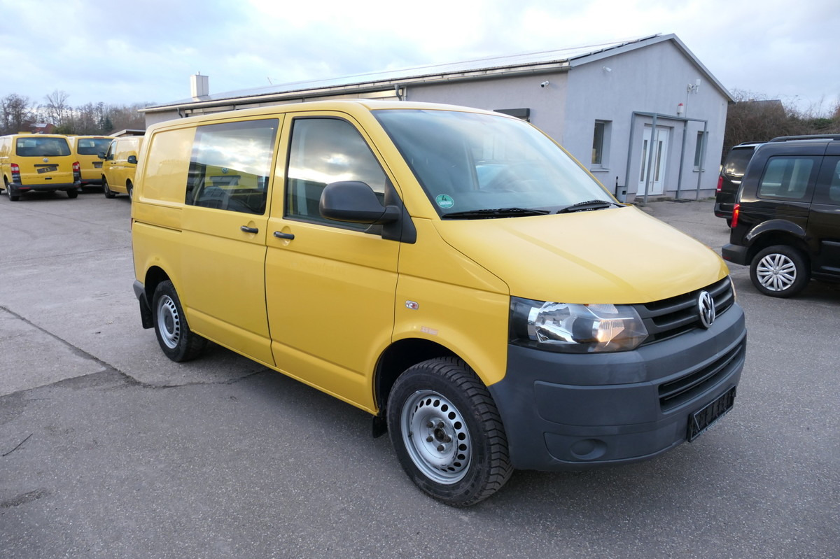 VW T5 Transporter 2.0 TDI PARKTRONIK EURO-5 2xSCHIE - Autoutilitară compactă: Foto 3 VW T5 Transporter 2.0 TDI PARKTRONIK EURO-5 2xSCHIE - Autoutilitară compactă: Foto 3