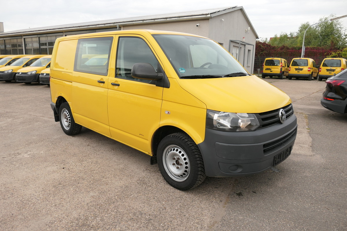VW T5 Transporter 2.0 TDI PARKTRONIK EURO-5 2xSCHIE - Autoutilitară compactă: Foto 3 VW T5 Transporter 2.0 TDI PARKTRONIK EURO-5 2xSCHIE - Autoutilitară compactă: Foto 3