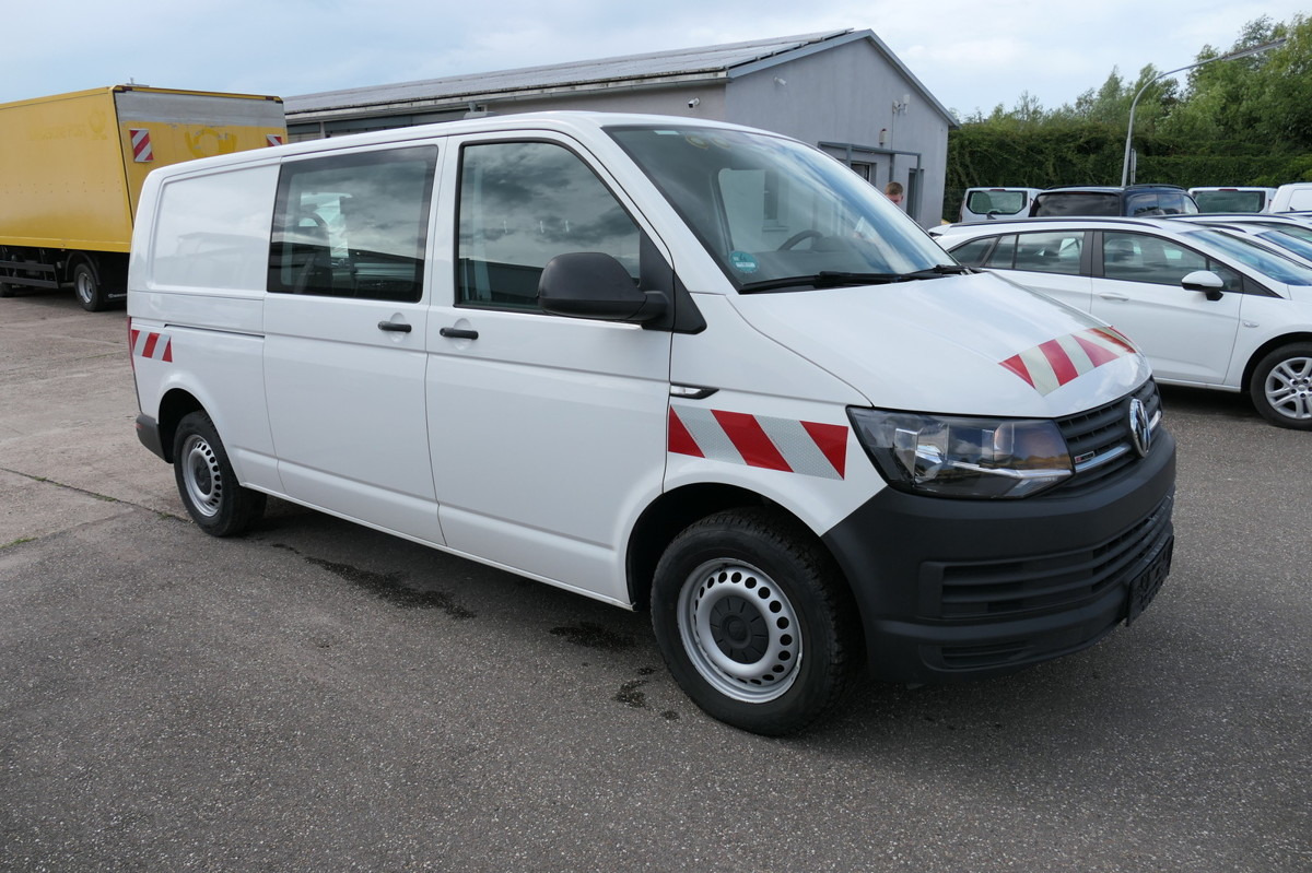 VW T6 Transporter 2.0 TDI 4Motion lang 3Sitzer AHK - Autoutilitară compactă: Foto 3 VW T6 Transporter 2.0 TDI 4Motion lang 3Sitzer AHK - Autoutilitară compactă: Foto 3