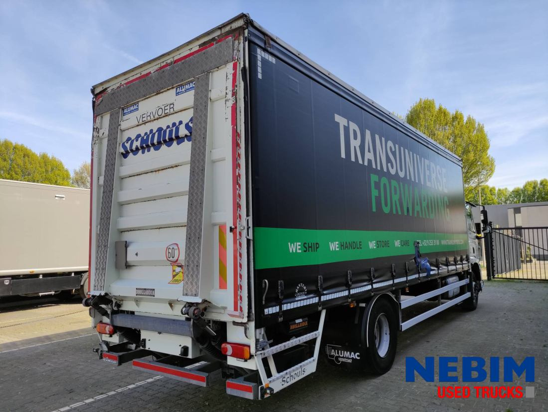 DAF CF 320 4x2 - 440.565 km - Camion cu prelată: Foto 2 DAF CF 320 4x2 - 440.565 km - Camion cu prelată: Foto 2