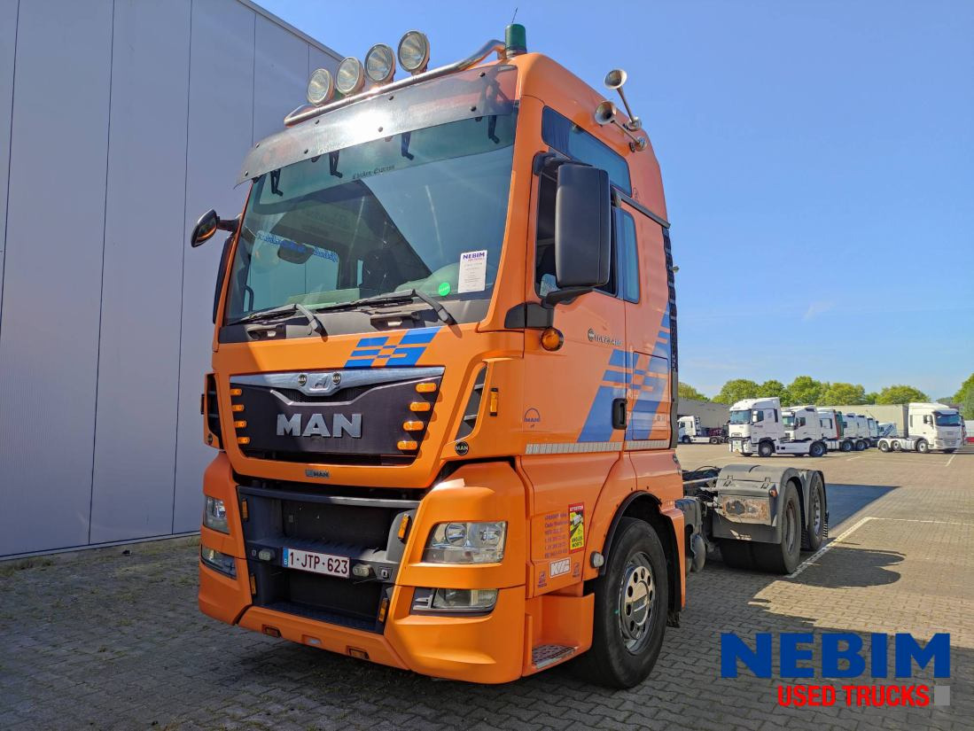 MAN TGX 26.480 6x2 - Intarder - Camion şasiu: Foto 1 MAN TGX 26.480 6x2 - Intarder - Camion şasiu: Foto 1