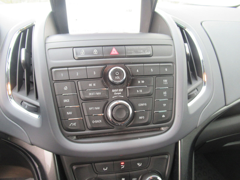 Automobil Opel Zafira Touren: Foto 19 Automobil Opel Zafira Touren: Foto 19