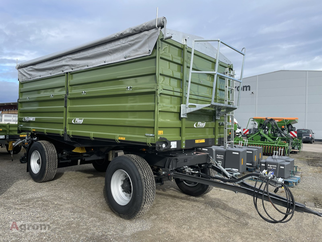 Fliegl DK 180 XL - Remorcă autobasculantă agricolă: Foto 1 Fliegl DK 180 XL - Remorcă autobasculantă agricolă: Foto 1