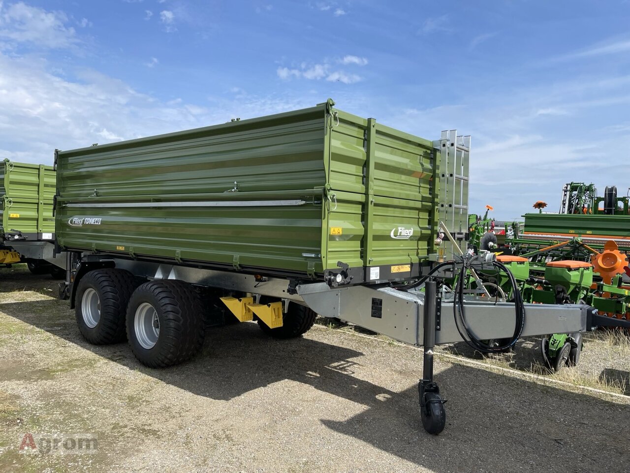 Fliegl TDK 140 FOX - Remorcă autobasculantă agricolă: Foto 1 Fliegl TDK 140 FOX - Remorcă autobasculantă agricolă: Foto 1
