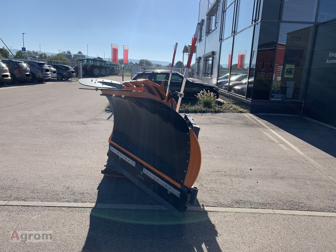 Gmeiner Unix LN32u - Plug zapada pentru Maşina comunala: Foto 2 Gmeiner Unix LN32u - Plug zapada pentru Maşina comunala: Foto 2