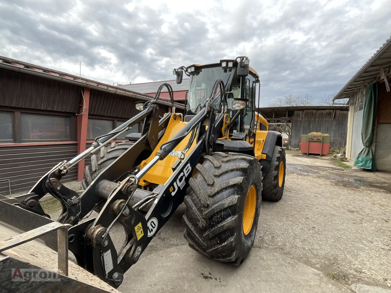 JCB 435 S Agri HighLift - Încărcător frontal pe pneuri: Foto 1 JCB 435 S Agri HighLift - Încărcător frontal pe pneuri: Foto 1