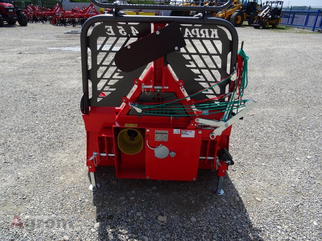 Krpan 4,5 E - Troliu pentru Utilaj forestier: Foto 5 Krpan 4,5 E - Troliu pentru Utilaj forestier: Foto 5