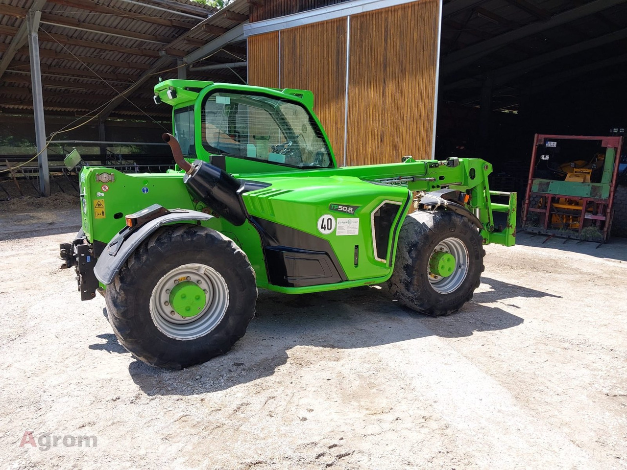 Merlo TF 50.8 TCS-156 - Stivuitor telescopic: Foto 2 Merlo TF 50.8 TCS-156 - Stivuitor telescopic: Foto 2