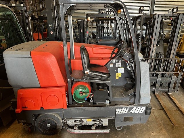 Mașină de măturat industrială hako powerboss PB-45-LPUK Naitilus: Foto 7