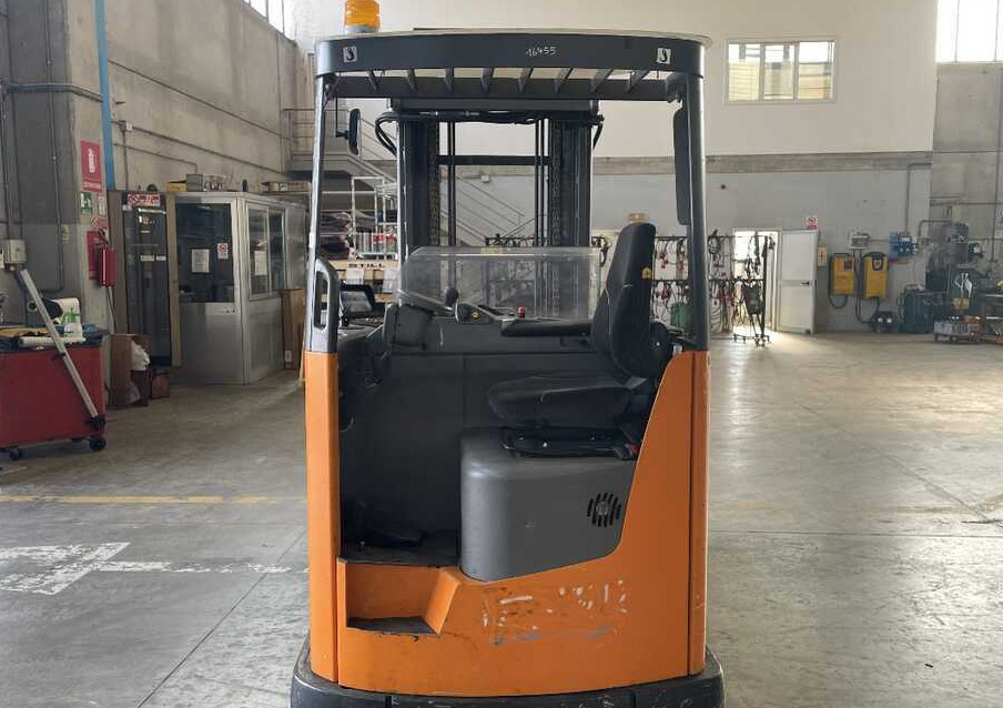 Still UFS 250 D TFVXF 480 batt. 2018 - Stivuitor cu catarg retractabil, cu schimbare rapidă de direcţie: Foto 2 Still UFS 250 D TFVXF 480 batt. 2018 - Stivuitor cu catarg retractabil, cu schimbare rapidă de direcţie: Foto 2