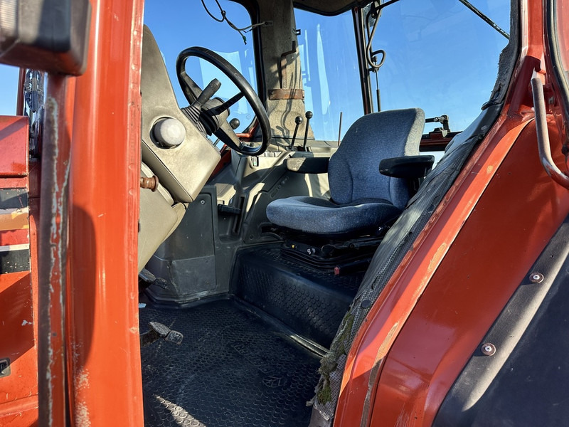 Fiat F100 - Tractor agricol: Foto 4 Fiat F100 - Tractor agricol: Foto 4