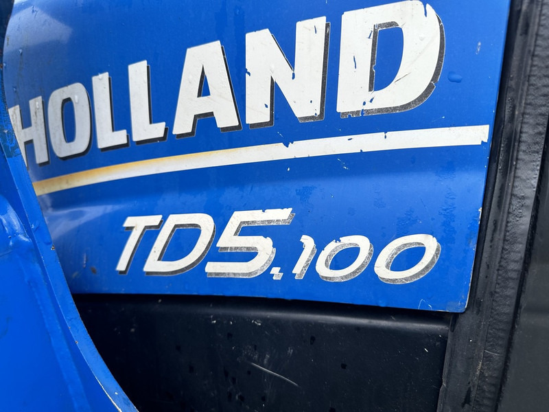 New Holland TD5.100 - Tractor agricol: Foto 4 New Holland TD5.100 - Tractor agricol: Foto 4