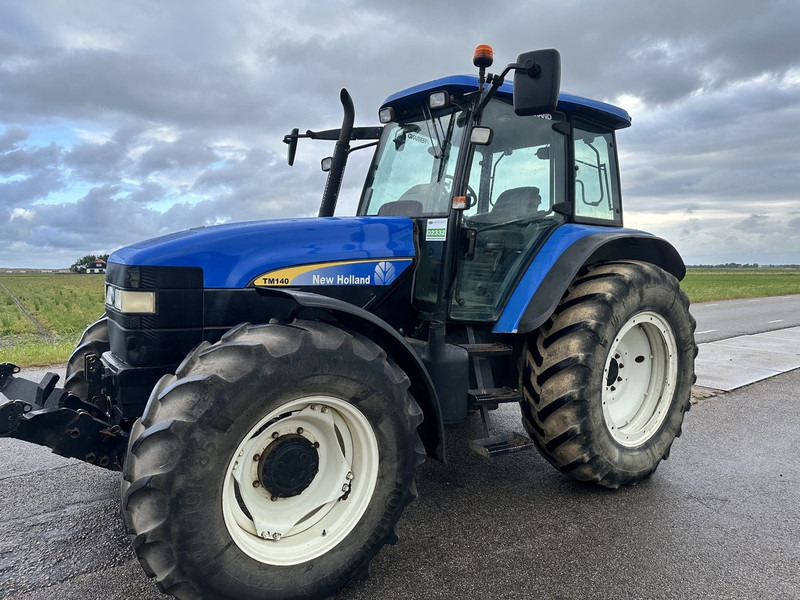 New Holland TM 140 - Tractor agricol: Foto 1 New Holland TM 140 - Tractor agricol: Foto 1