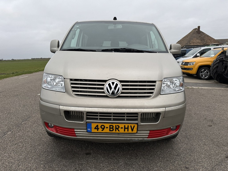 Volkswagen Transporter 2.5 TDI - Dubă: Foto 2 Volkswagen Transporter 2.5 TDI - Dubă: Foto 2