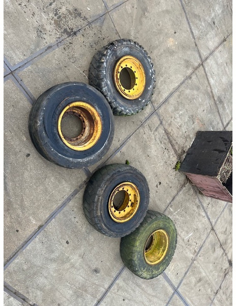 Volvo 17.5R25 - Jantă: Foto 1 Volvo 17.5R25 - Jantă: Foto 1