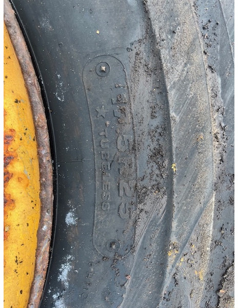 Volvo 17.5R25 - Jantă: Foto 2 Volvo 17.5R25 - Jantă: Foto 2