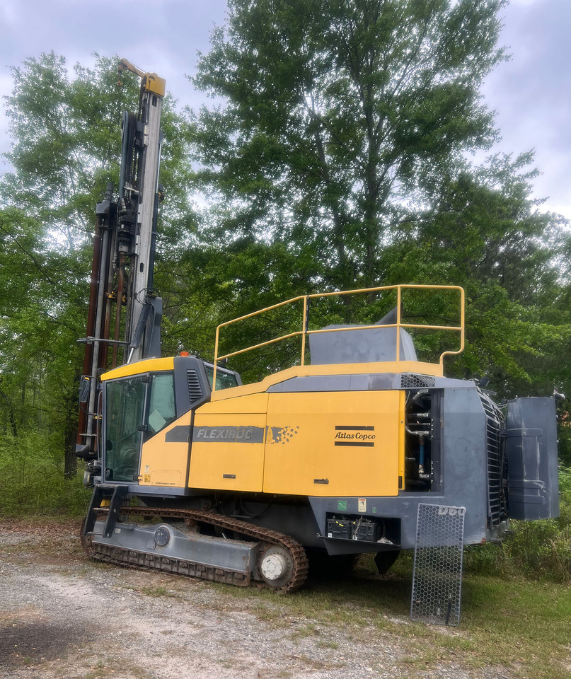 Atlas Copco (Epiroc) FlexiROC D60 - Maşină de foraj: Foto 2 Atlas Copco (Epiroc) FlexiROC D60 - Maşină de foraj: Foto 2