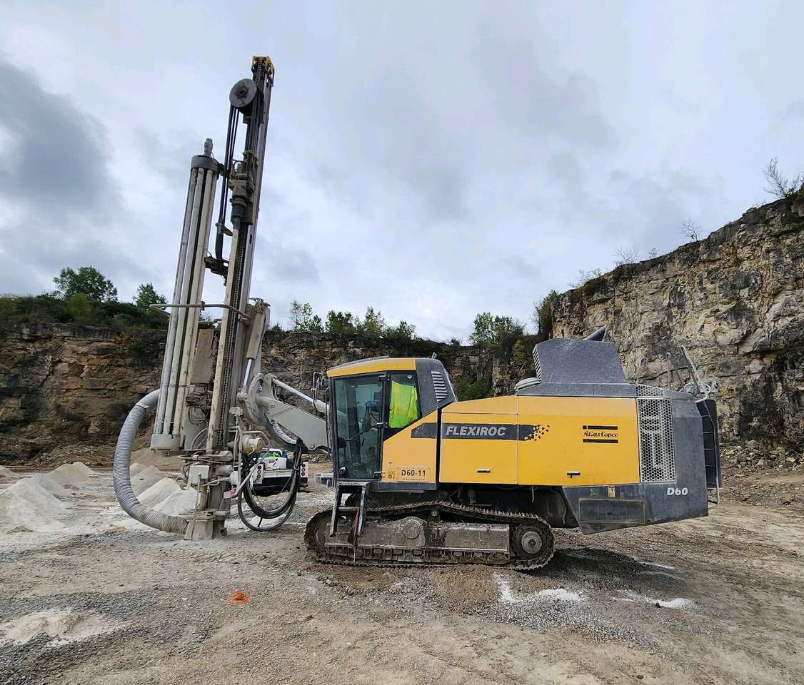 Atlas Copco FlexiROC D60 - Maşină de foraj: Foto 2 Atlas Copco FlexiROC D60 - Maşină de foraj: Foto 2
