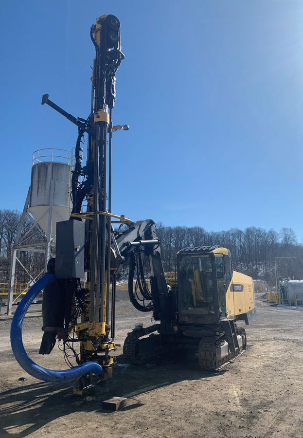 Atlas Copco FlexiROC T45 - Maşină de foraj: Foto 1 Atlas Copco FlexiROC T45 - Maşină de foraj: Foto 1