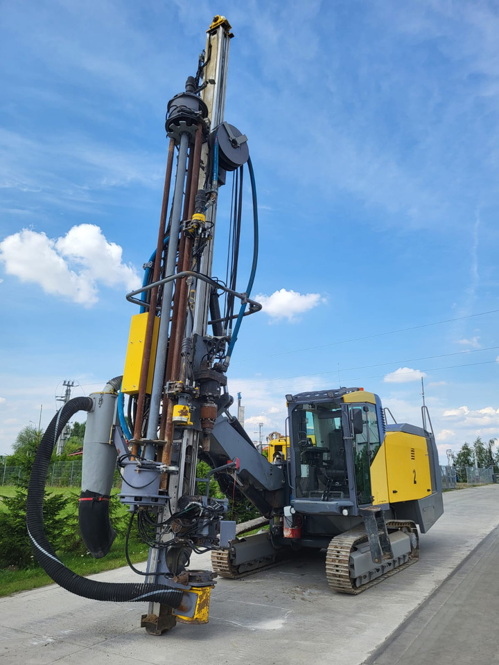 Atlas Copco ROC L6 (25)-44 - Maşină de foraj: Foto 3 Atlas Copco ROC L6 (25)-44 - Maşină de foraj: Foto 3
