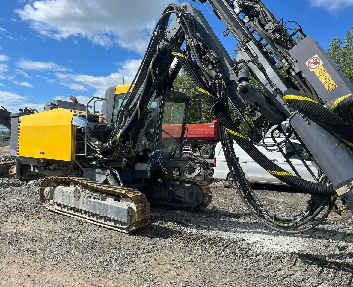 Atlas Copco SmartROC T35-11 - Maşină de foraj: Foto 2 Atlas Copco SmartROC T35-11 - Maşină de foraj: Foto 2